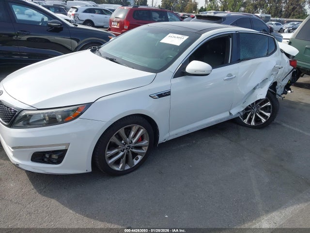 5XXGR4A61FG379192 KIA Optima Sxl Turbo