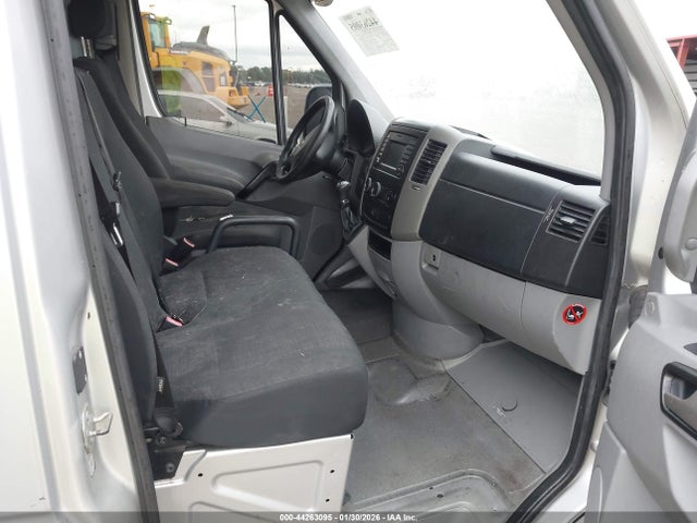 2017 MERCEDES-BENZ SPRINTER 2500 WD3PE8CDXHP566192 Photo 4