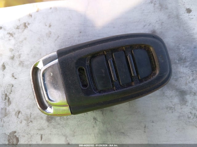 2011 AUDI A4 WAUAFAFL7BN013311 Photo 10