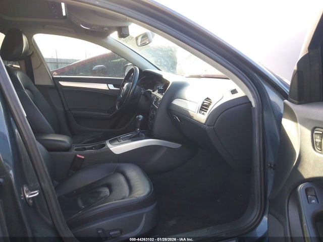 2011 AUDI A4 WAUAFAFL7BN013311 Photo 4