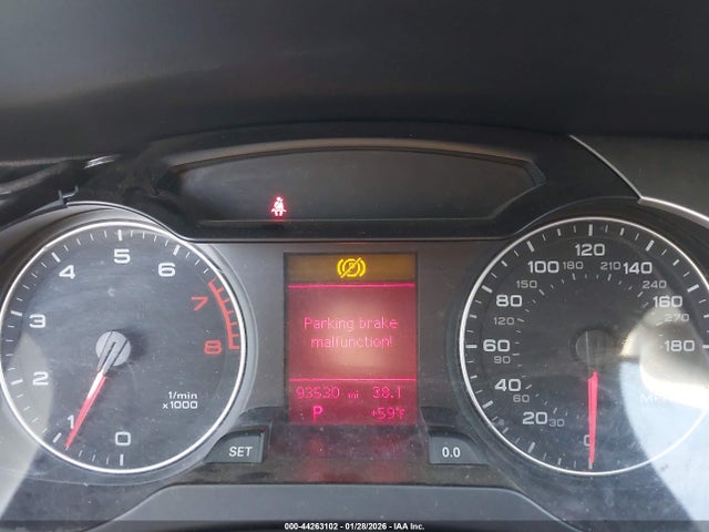 2011 AUDI A4 WAUAFAFL7BN013311 Photo 6