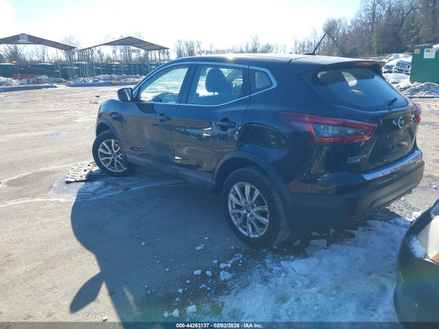 2020 NISSAN ROGUE SPORT JN1BJ1CWXLW375684 Photo 2