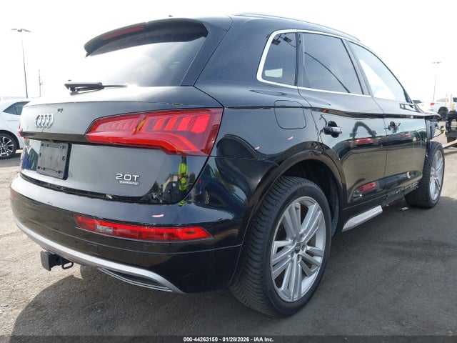 WA1BNAFY6J2173907 Audi Q5 2.0t Premium/2.0t Tech Premium