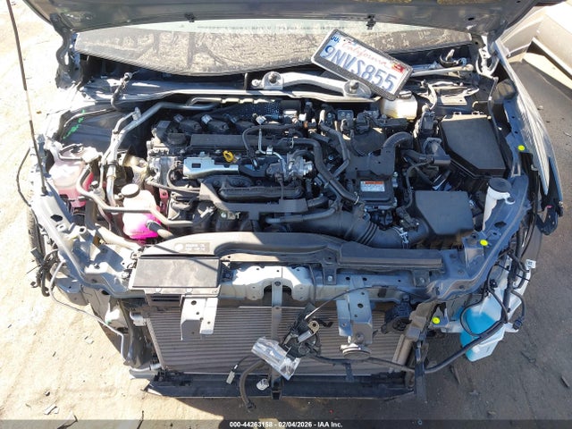 JTDADABU2P3003912 Toyota Prius Limited Awd-e