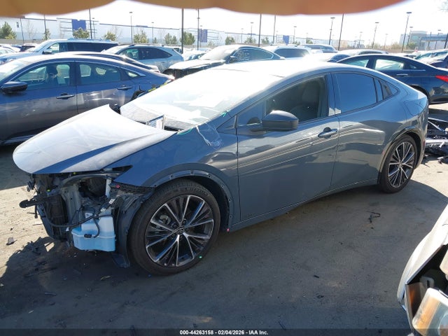 JTDADABU2P3003912 Toyota Prius Limited Awd-e