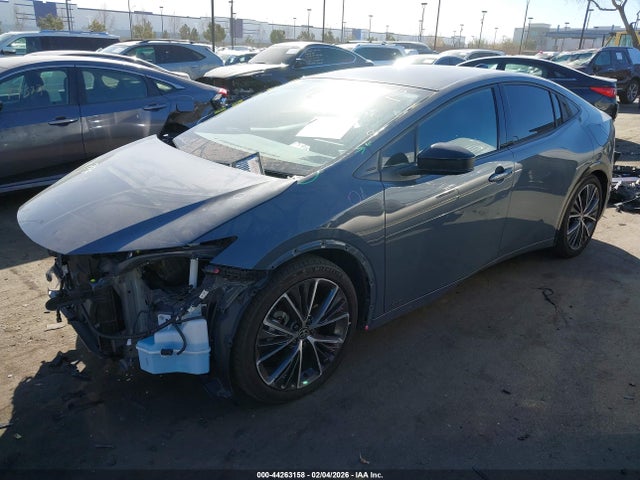 JTDADABU2P3003912 Toyota Prius Limited Awd-e
