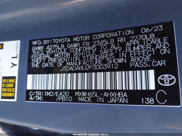 JTDADABU2P3003912 Toyota Prius Limited Awd-e