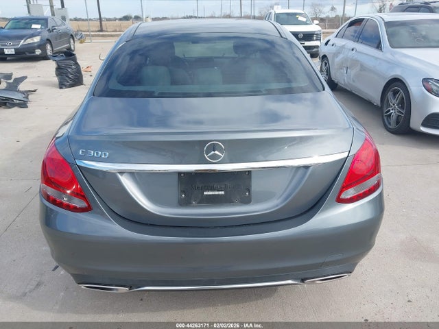 Aukcja sprzedaży 2018 Mercedes-benz C 300, vin: 55SWF4JB3JU276240, numer aukcji: 44263171