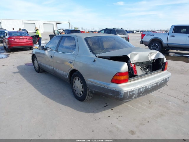 1995 LEXUS LS JT8UF22E8S0002438 Photo 2