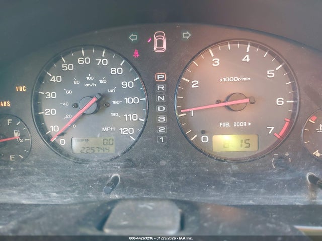 44263236 :رقم المزاد ، 4S3BE896927212731 vin ، 2002 Subaru Outback H6-3.0/h6-3.0 Vdc مزاد بيع
