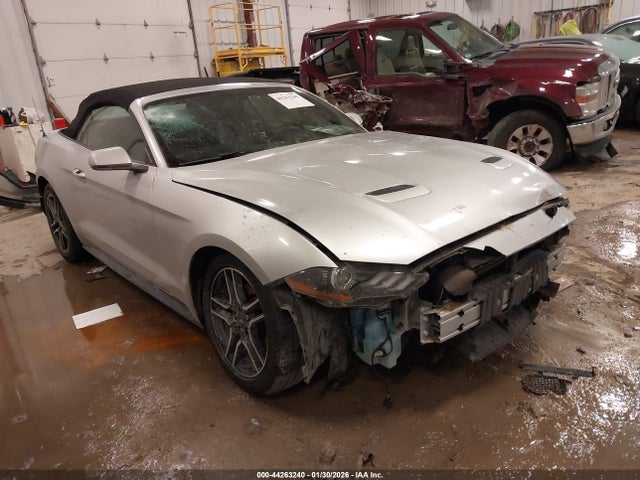 2018 FORD MUSTANG 1FATP8UH7J5110951