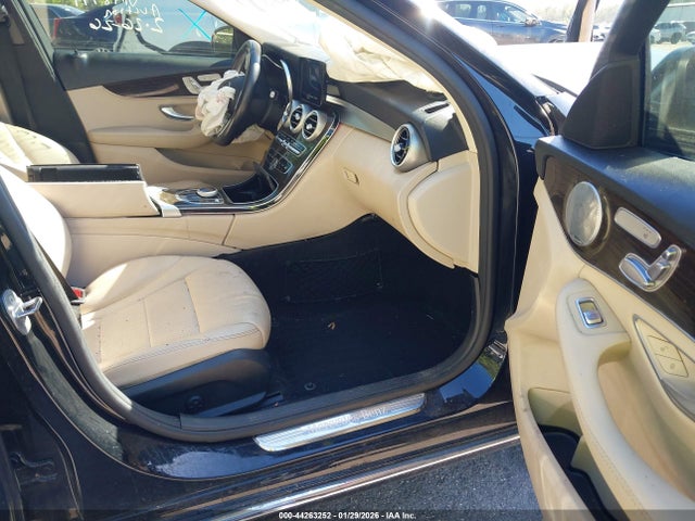 2019 MERCEDES-BENZ C-CLASS 55SWF8EB4KU318997 Photo 4
