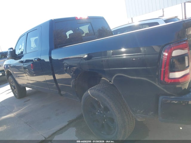 3C6UR5NL1PG617248 RAM 2500 Laramie 4x4 6&#039;4 Box