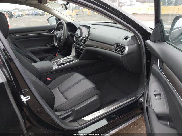 1HGCV3F44MA012096 Honda Accord Hybrid Ex