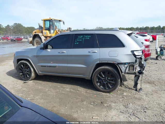 1C4RJEAG3LC365174 Jeep Grand Cherokee Altitude 4x2