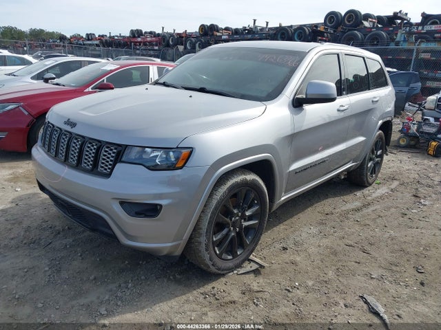 1C4RJEAG3LC365174 Jeep Grand Cherokee Altitude 4x2