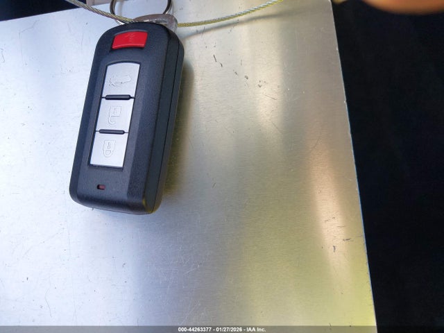 2017 MITSUBISHI MIRAGE G4 ML32F4FJ6HHF07762 Photo 10