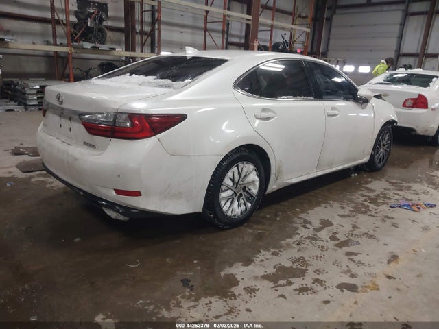 44263379 :رقم المزاد ، 58ABK1GG1GU022284 vin ، 2016 Lexus Es 350 مزاد بيع