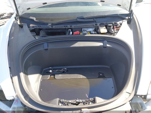 2018 TESLA MODEL 3 5YJ3E1EB4JF134348 Photo 9