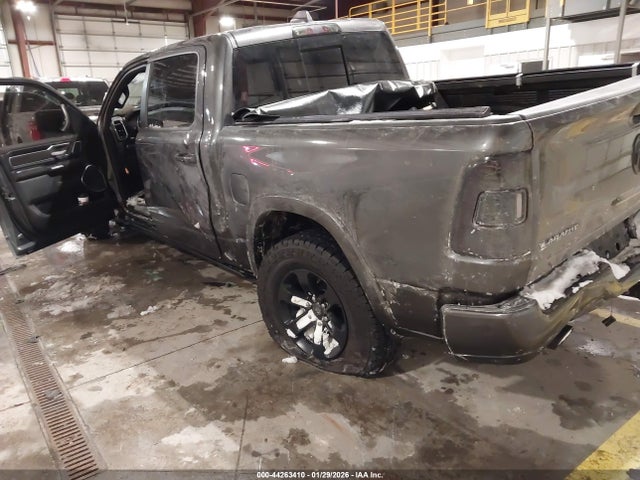 2021 Ram 1500 Laramie  4x4 5'7 Box მანქანა იყიდება აუქციონზე, vin: 1C6SRFJT4MN512693, აუქციონის ნომერი: 44263410