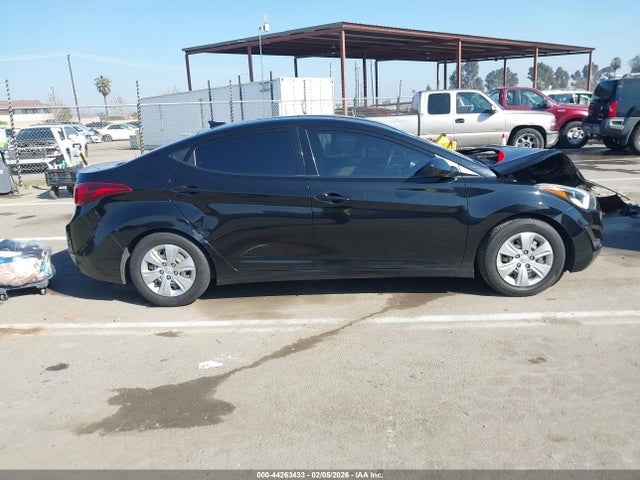 KMHDH4AEXGU530986 Hyundai ELANTRA SE