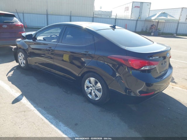 KMHDH4AEXGU530986 Hyundai ELANTRA SE