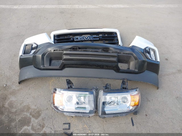 1GTG5CEN6N1272365 GMC Canyon 2wd Short Box Elevation