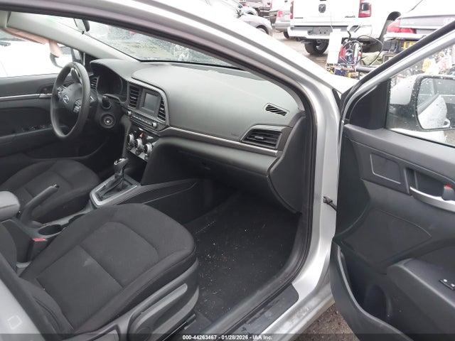 Hyundai ELANTRA SE 2019 5NPD74LF8KH438386 Image 5
