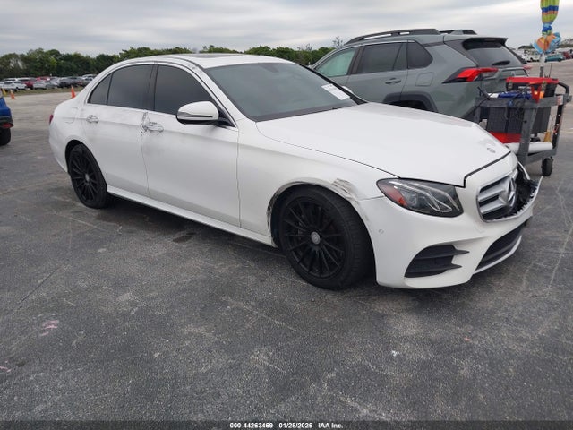 2017 MERCEDES-BENZ E 300 WDDZF4JB6HA042701