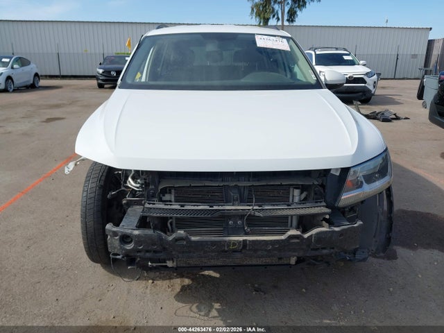 3VV3B7AXXLM106101 Volkswagen Tiguan 2.0t Se/2.0t Se R-line Black/2.0t Sel