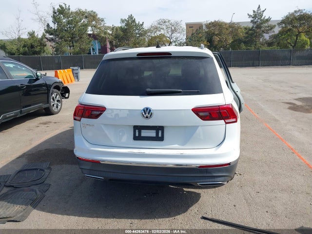 3VV3B7AXXLM106101 Volkswagen Tiguan 2.0t Se/2.0t Se R-line Black/2.0t Sel