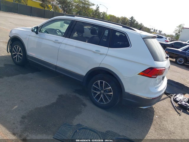 2020 VOLKSWAGEN TIGUAN 3VV3B7AXXLM106101 Photo 2