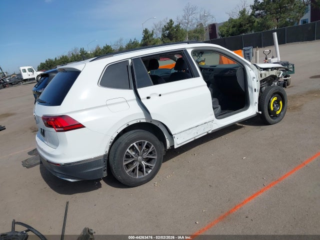 2020 VOLKSWAGEN TIGUAN 3VV3B7AXXLM106101 Photo 3