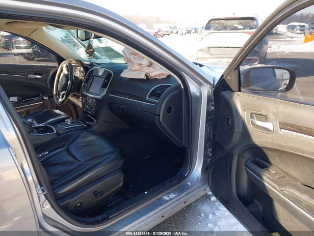 44263486 :رقم المزاد ، 2C3CCAAG1GH216875 vin ، 2016 Chrysler 300 Anniversary Edition مزاد بيع