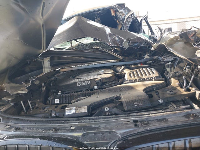 WBXHT3C31GP885380 BMW X1 Xdrive28i