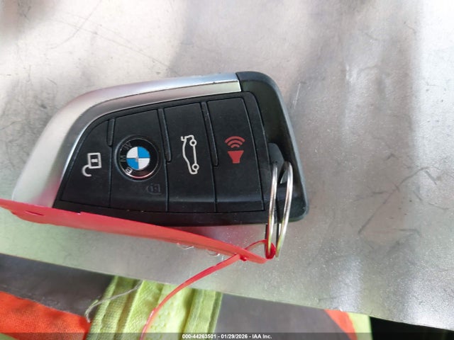WBXHT3C31GP885380 BMW X1 Xdrive28i