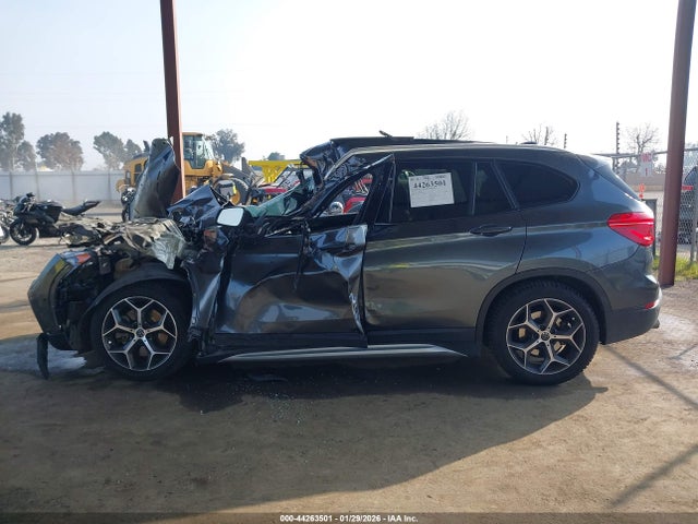 WBXHT3C31GP885380 BMW X1 Xdrive28i