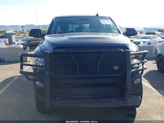3C6UR5ML8HG502620 RAM 2500 Big Horn 4x4 6&#039;4 Box