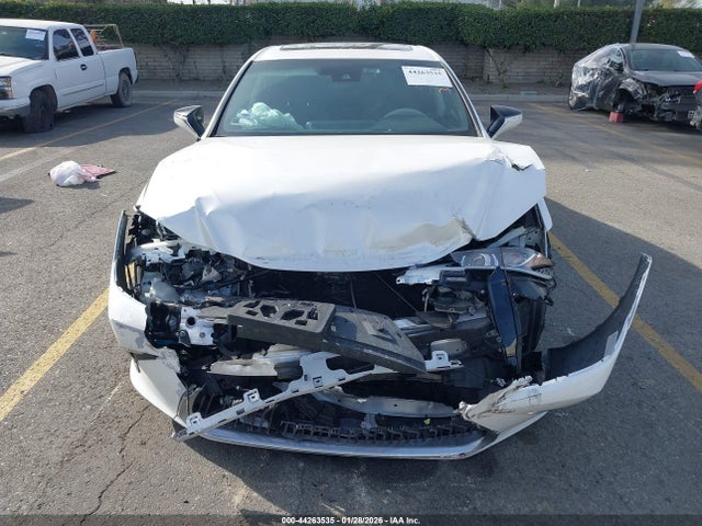 44263535 :رقم المزاد ، 58ADZ1B1XMU088139 vin ، 2021 Lexus Es 350 مزاد بيع