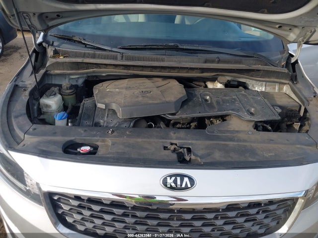 KNDMB5C18L6582704 KIA SEDONA LX