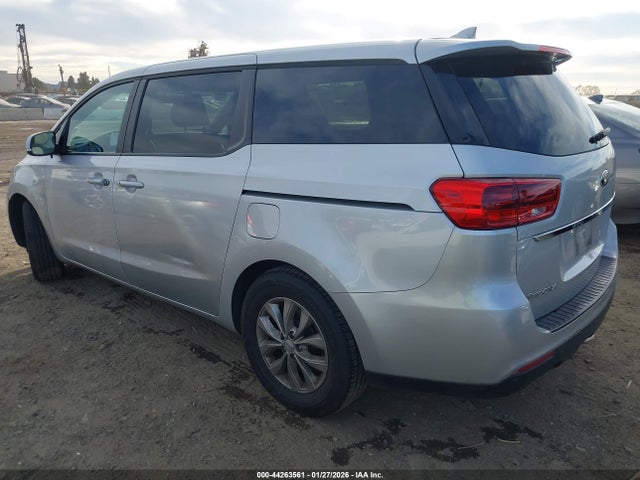 KNDMB5C18L6582704 KIA SEDONA LX