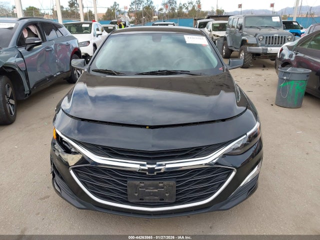 1G1ZG5ST5MF021106 Chevrolet Malibu Fwd Rs