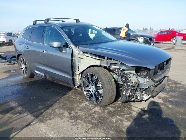 2019 VOLVO XC60 HYBRID LYVBR0DL7KB236721