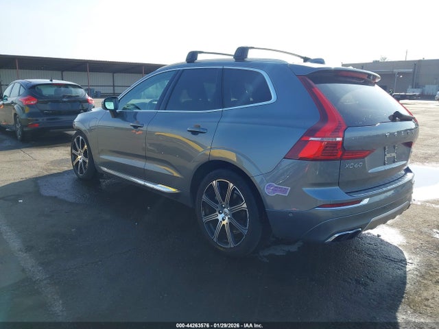 2019 VOLVO XC60 HYBRID LYVBR0DL7KB236721 Photo 2