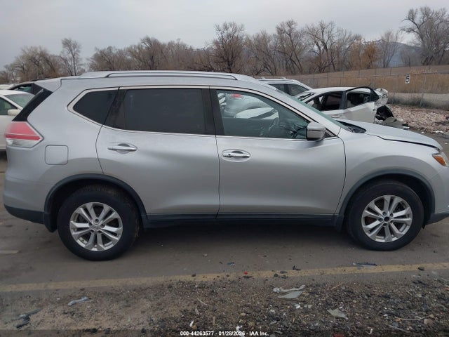 KNMAT2MV8GP726347 Nissan ROGUE SV