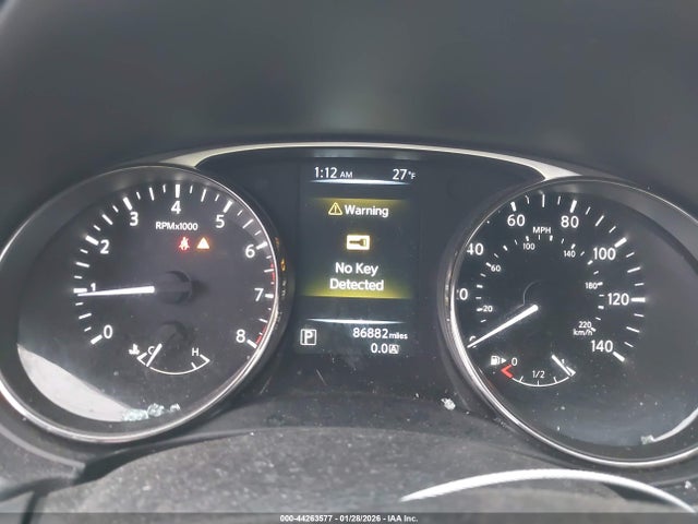 KNMAT2MV8GP726347 Nissan ROGUE SV