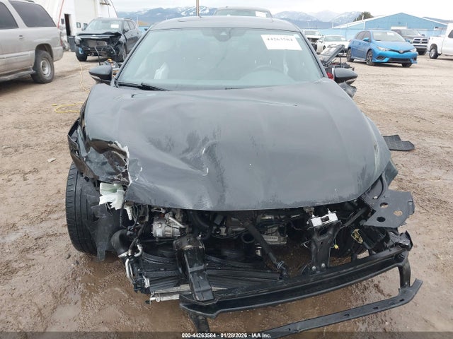 44263584 :رقم المزاد ، 1VWMA7A38MC004833 vin ، 2021 Volkswagen Passat 2.0t R-line مزاد بيع
