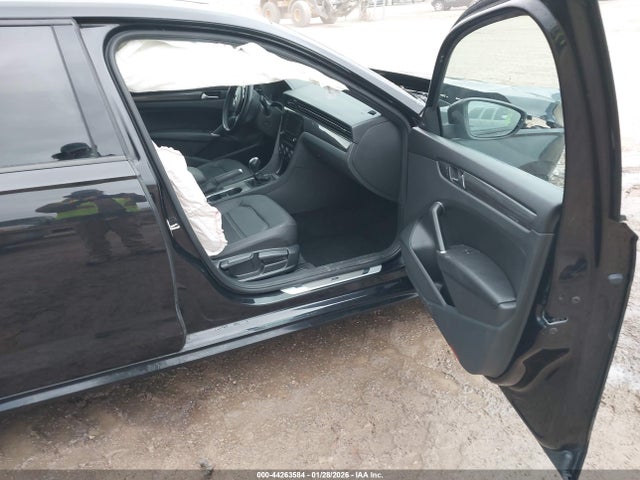 2021 VOLKSWAGEN PASSAT 1VWMA7A38MC004833 Photo 4