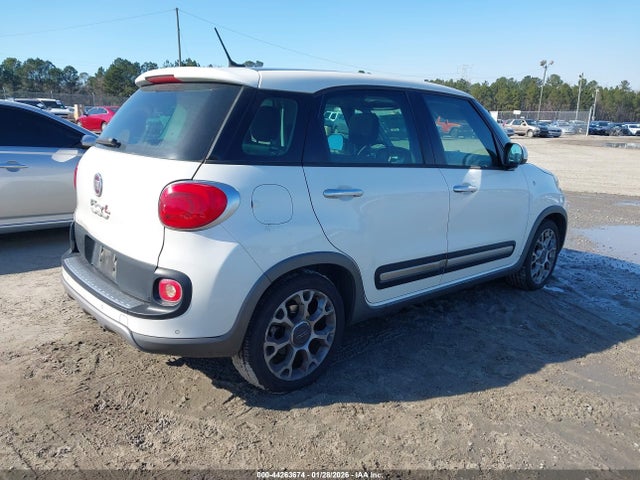 2014 FIAT 500L ZFBCFADH7EZ011942 Photo 3