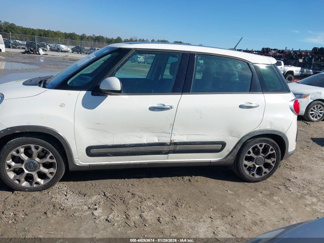 2014 FIAT 500L ZFBCFADH7EZ011942 Photo 5